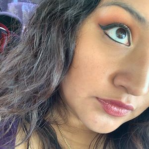 Meet your Posher, Selina